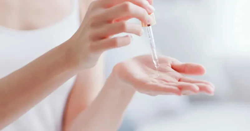 12 Rekomendasi Serum yang Cocok untuk Kulit Berminyak dan Berjerawat