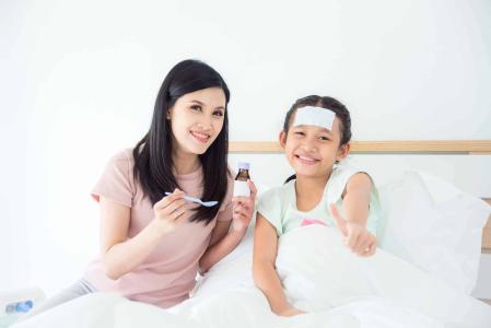 Ibuprofen, Si Pereda Demam dan Nyeri yang Aman untuk Anak-anak