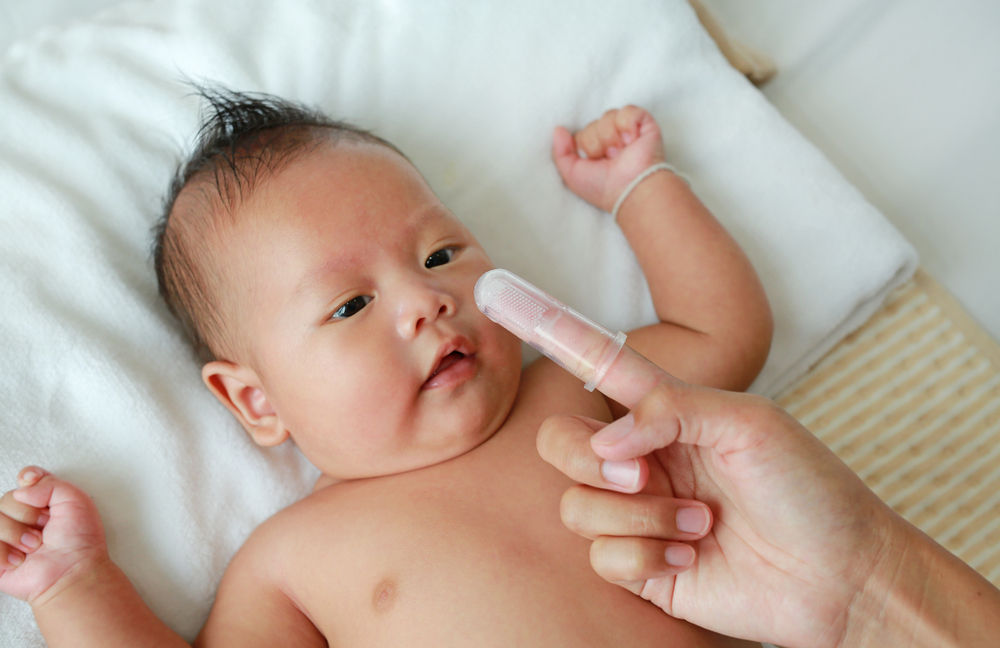 Cara Memilih Sikat Gigi untuk Bayi dan Penggunaannya