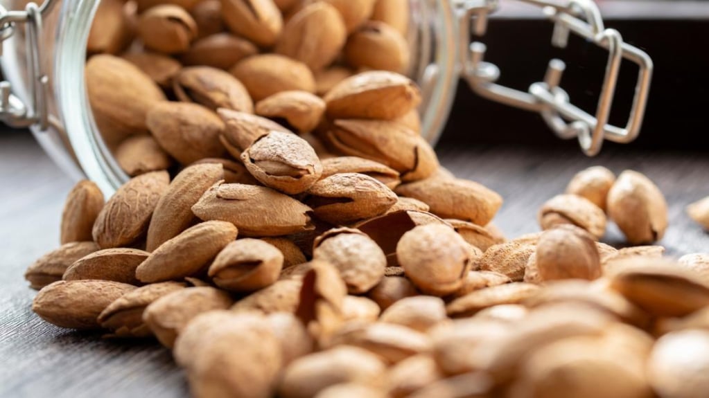 manfaat kandungan kacang almond