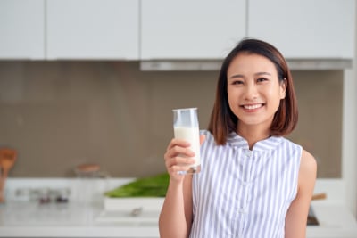 susu, nutrisi, dan suplemen makanan untuk orang tua
