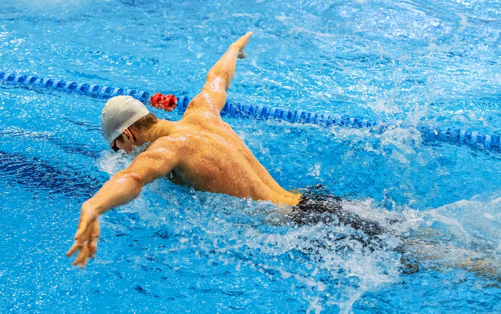 berenang menurunkan berat badan