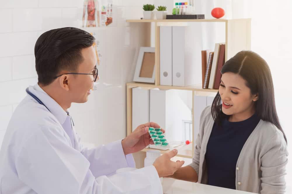 Methycobal: Fungsi, Dosis, Efek Samping, dll. • Hello Sehat