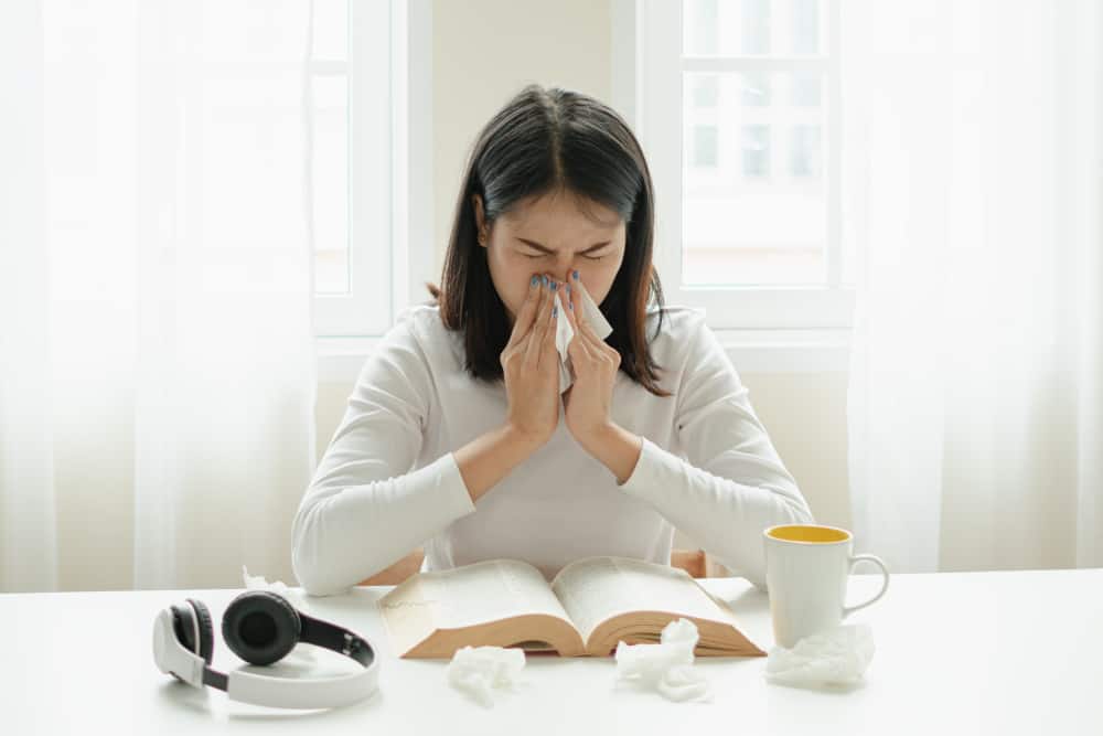 Mengenal Cuci Hidung Beserta Caranya untuk Atasi Alergi