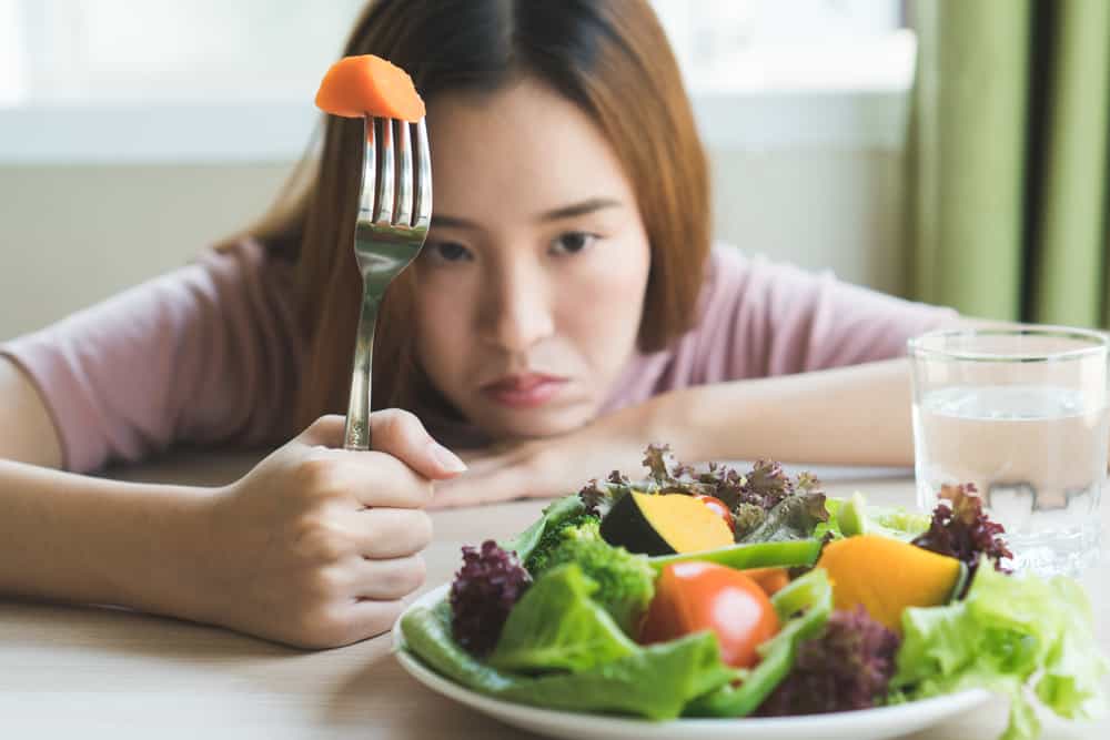 Alasan Perasaan Cemas Bikin Seseorang Tidak Selera Makan