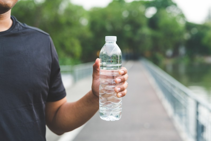 Apakah Fluoride dalam Air Minum Kemasan Berbahaya?