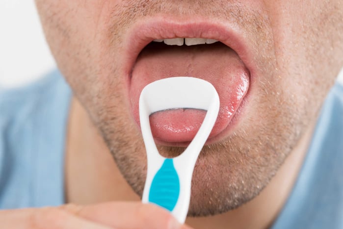 cara membersihkan lidah