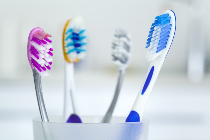 bentuk dan fungsi sikat gigi