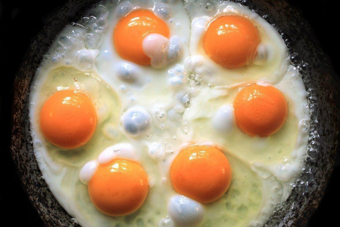 mitos seputar makan telur