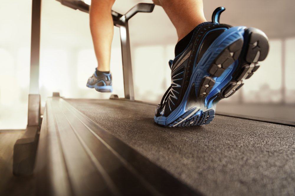 Lari di Luar Ruangan vs di Lari Treadmill: Mana yang lebih baik?