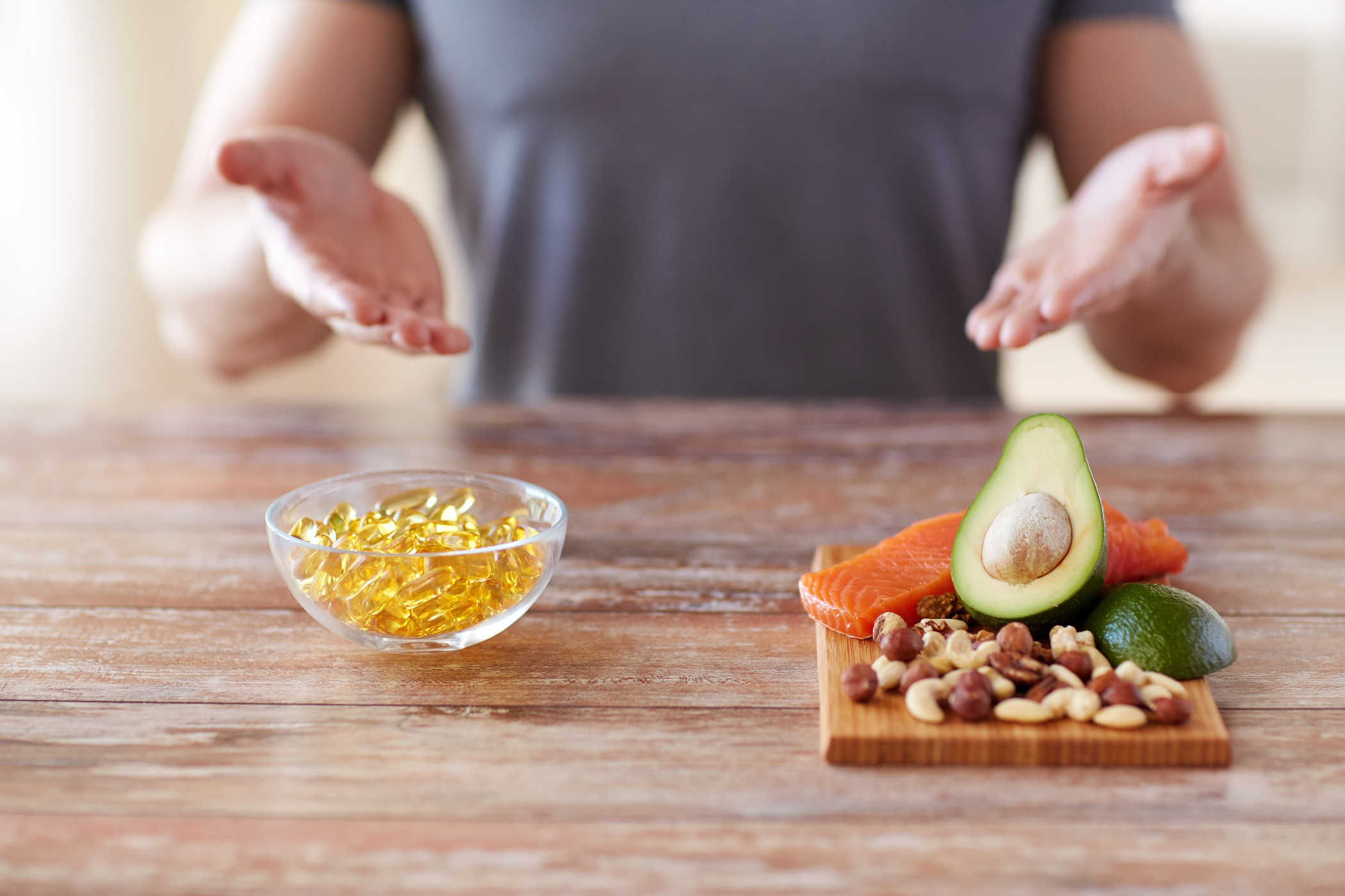 Suplemen vs Makanan: Manakah Sumber Nutrisi yang Paling Baik?