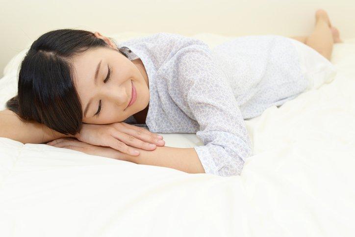 Berbagai Posisi Tidur yang Baik dan Buruk untuk Kesehatan