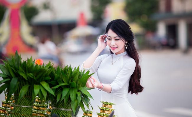 10 Makanan yang Membuat Rambut Anda Makin Sehat Berkilau