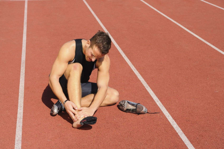 6 Cedera Saat Berlari yang Paling Sering Terjadi dan Cara Penanganannya