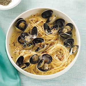 http://www.health.com/health/gallery/0,,20573344,00.html#spaghetti-and-turkey-meatballs-in-tomato-sauce--0