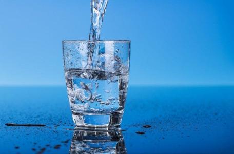 Kangen Water: Kandungan, Manfaat, dan Bahaya