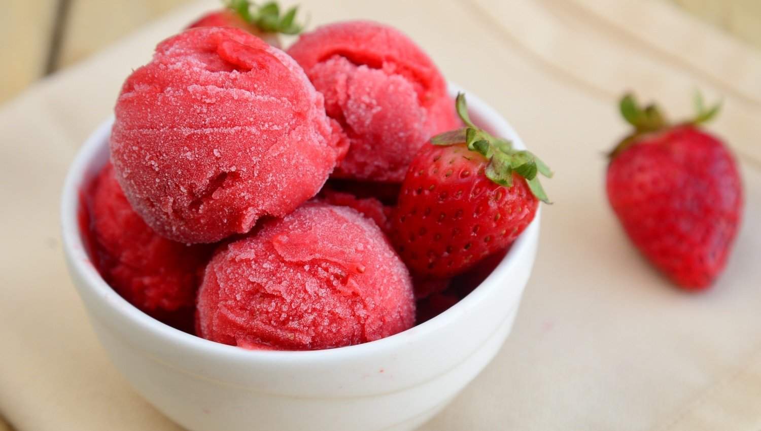 Dua Resep Sorbet, Camilan Segar Sehat yang Mudah Dibuat