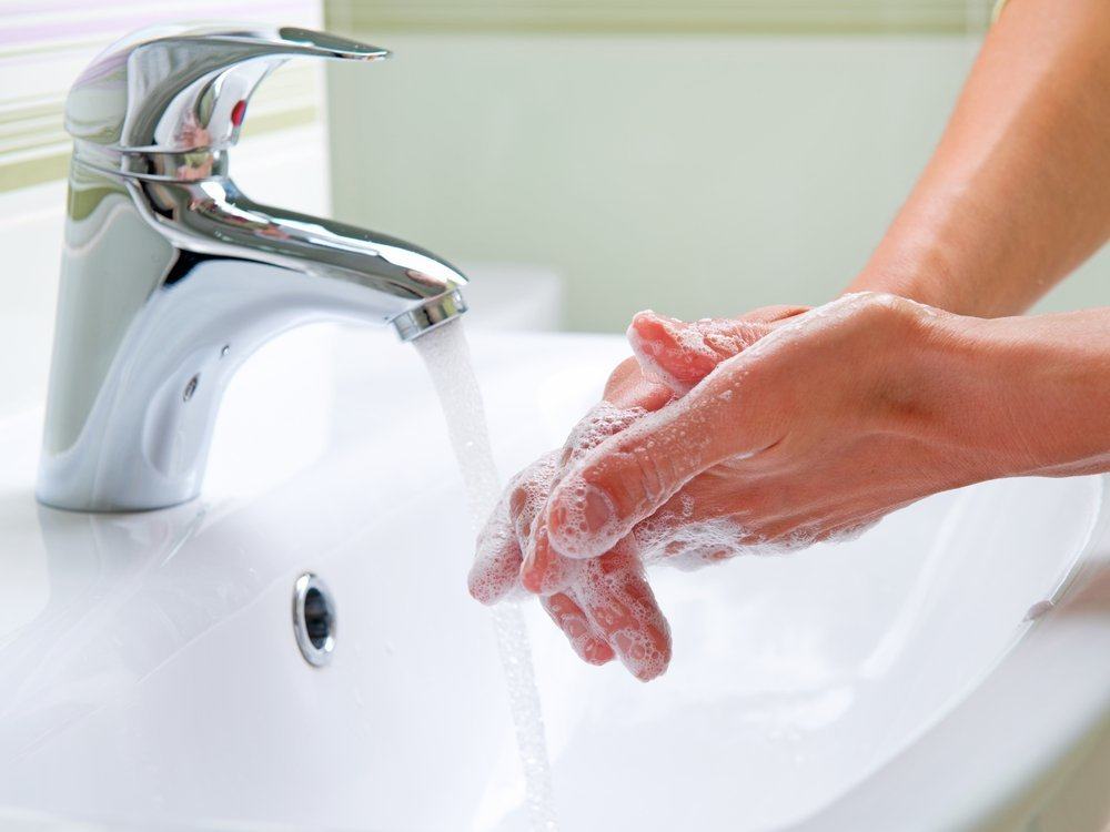 4 Tips Menjaga Kebersihan Kelamin Bagi Pria dan Wanita