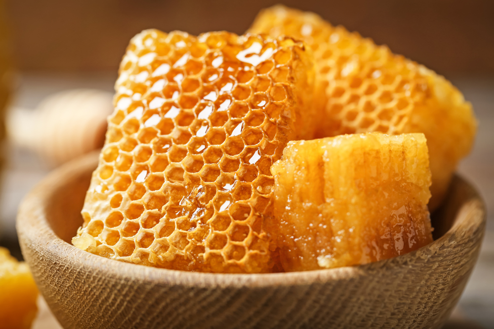 7 Manfaat Sarang Madu (Honeycomb) untuk Kesehatan
