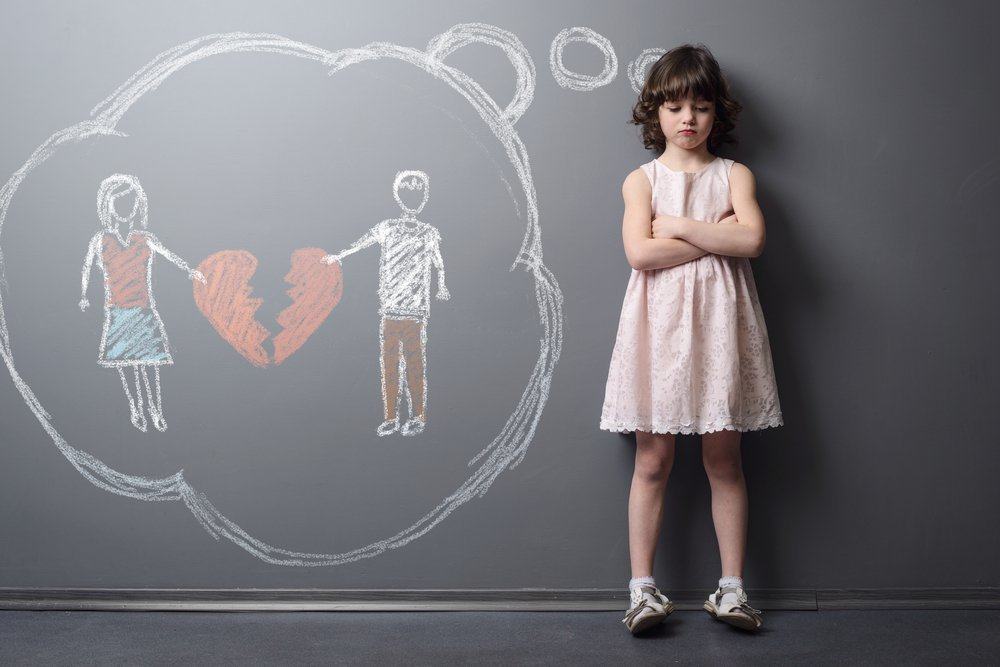 6 Pertanyaan Anak Saat Orangtua Bercerai