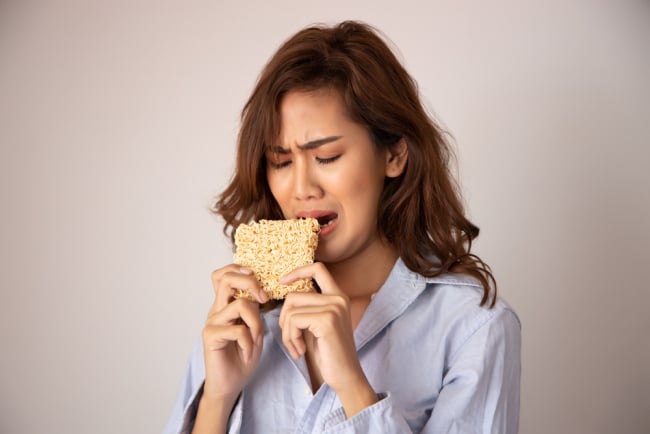 Gejala penyakit chinese restaurant syndrome disebabkan karena terlalu banyak mengonsumsi