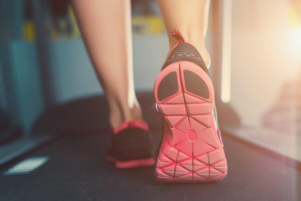 Olahraga di Rumah atau Gym, Mana yang Lebih Baik untuk Anda?