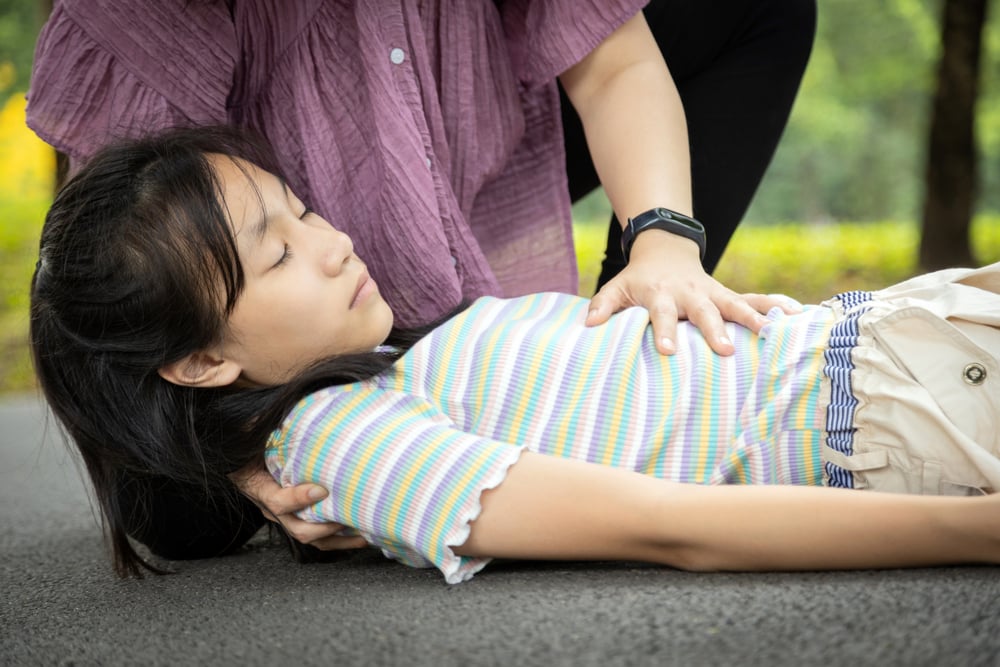 Yuk, Kenali Beda Kejang dan Epilepsi (Ayan) Berikut Ini