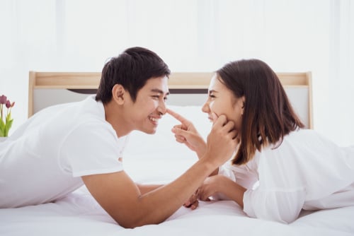 7 Tips Hubungan Seksual yang Sehat dan Menyenangkan