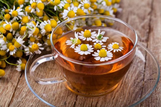 10 Khasiat Teh Chamomile bagi Kesehatan Tubuh