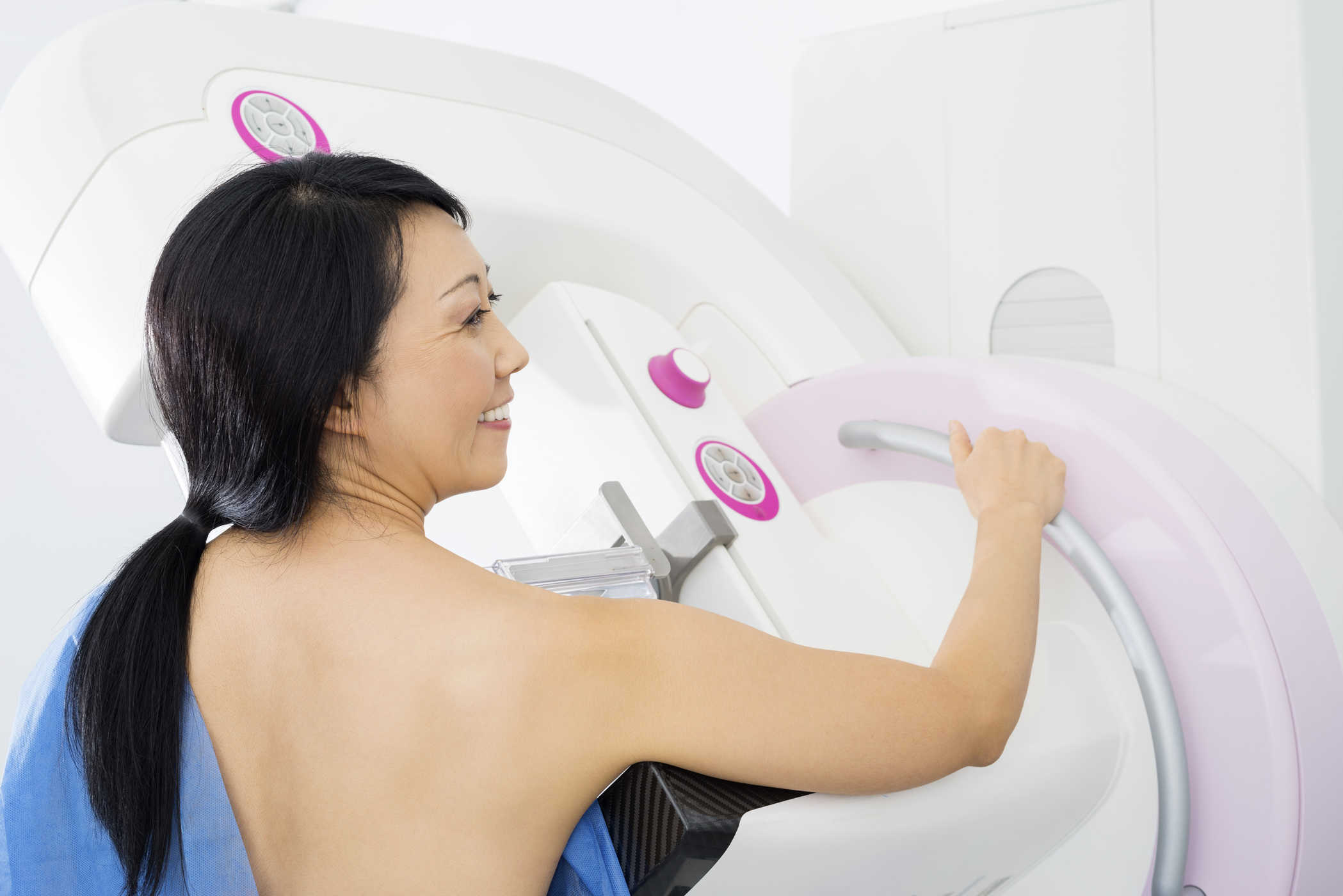 Yang Perlu Disiapkan Sebelum Anda Menjalani Tes Payudara Mammografi