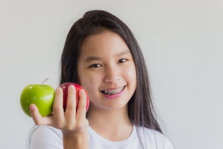 Kapan Anak Perempuan Boleh Mulai Diet?