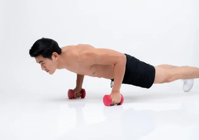 10 Cara Melatih Otot Biseps dan Triseps agar Lengan Kuat