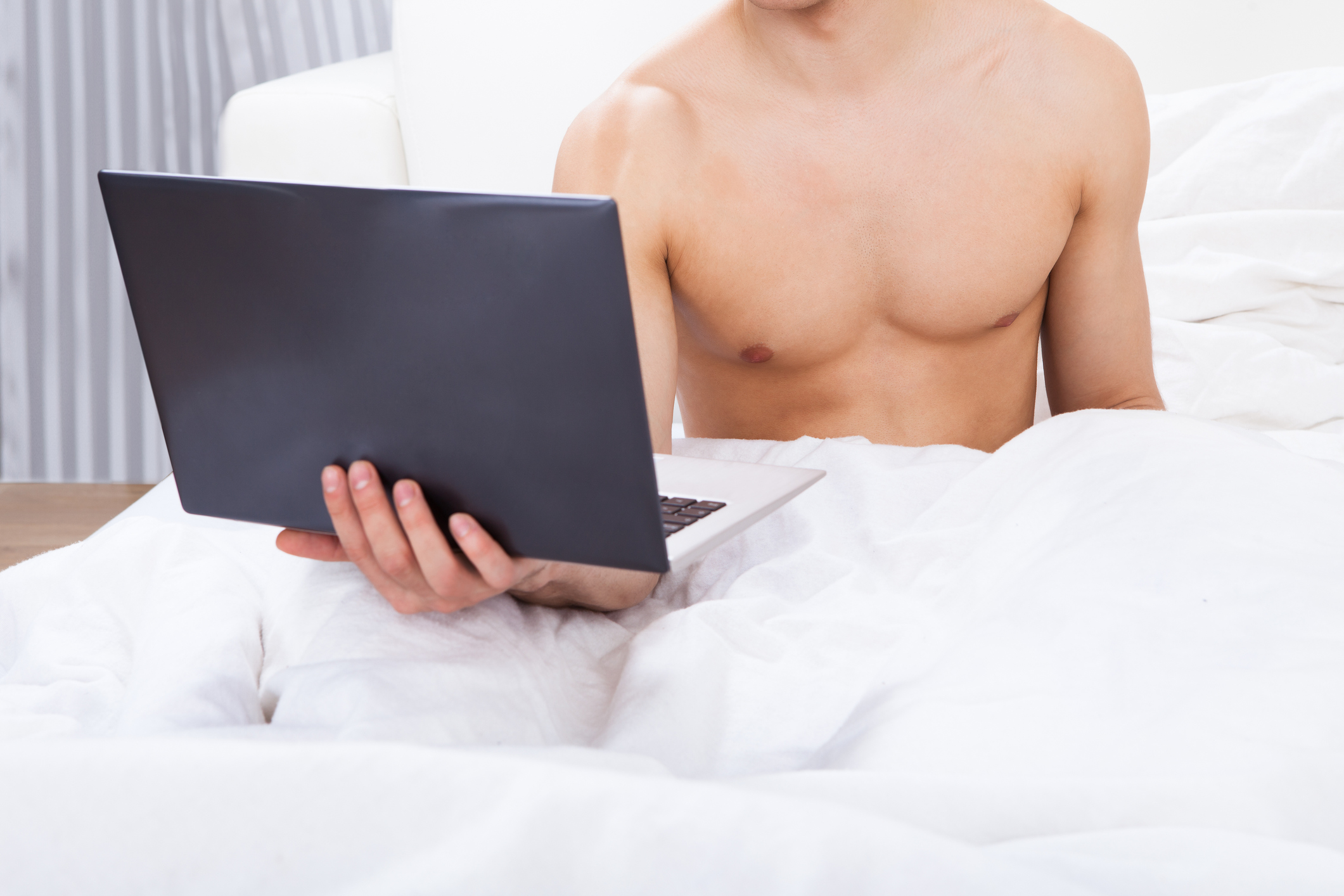 Awas, Pria yang Kecanduan Pornografi Malah Berisiko Alami Impotensi