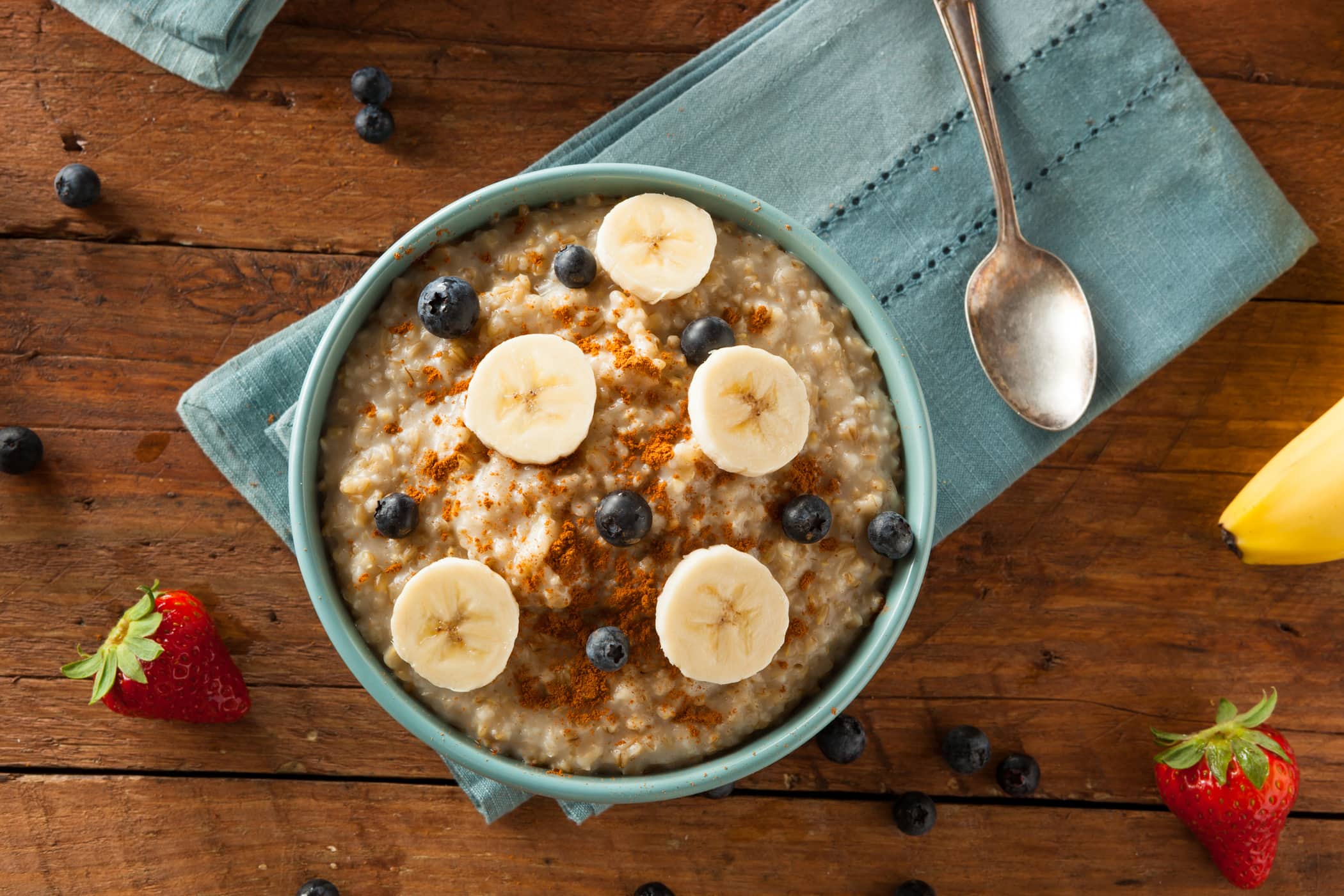 4 Kesalahan Makan Oatmeal yang Bikin Berat Badan Malah Naik