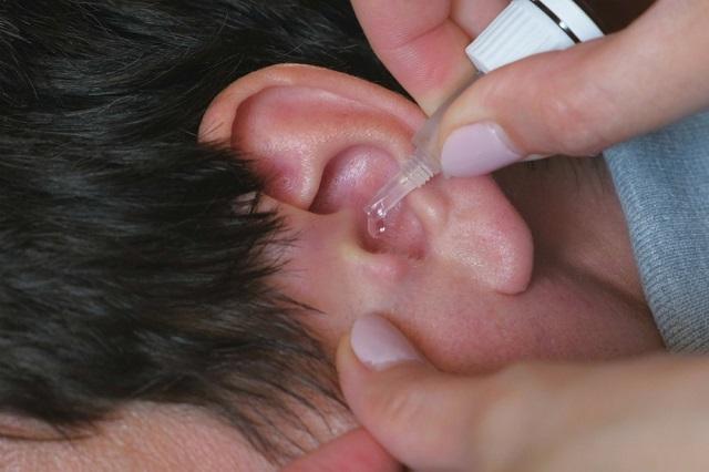 cara-menggunakan-obat-tetes-telinga