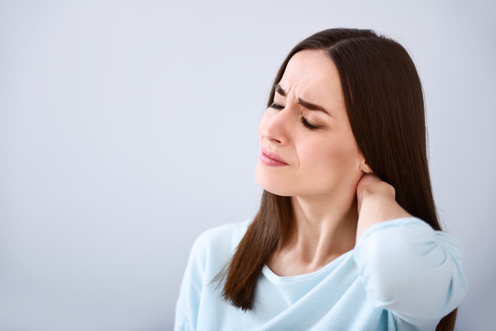 Leher Kaku atau Sakit Leher Mengganggu? Ini Penyebab dan Cara Ampuh Mengatasinya