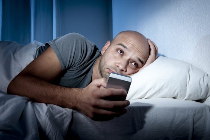 tidur larut malam rusak kualitas sperma