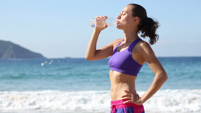 Berapa Banyak Air yang Harus Diminum Setelah Olahraga?