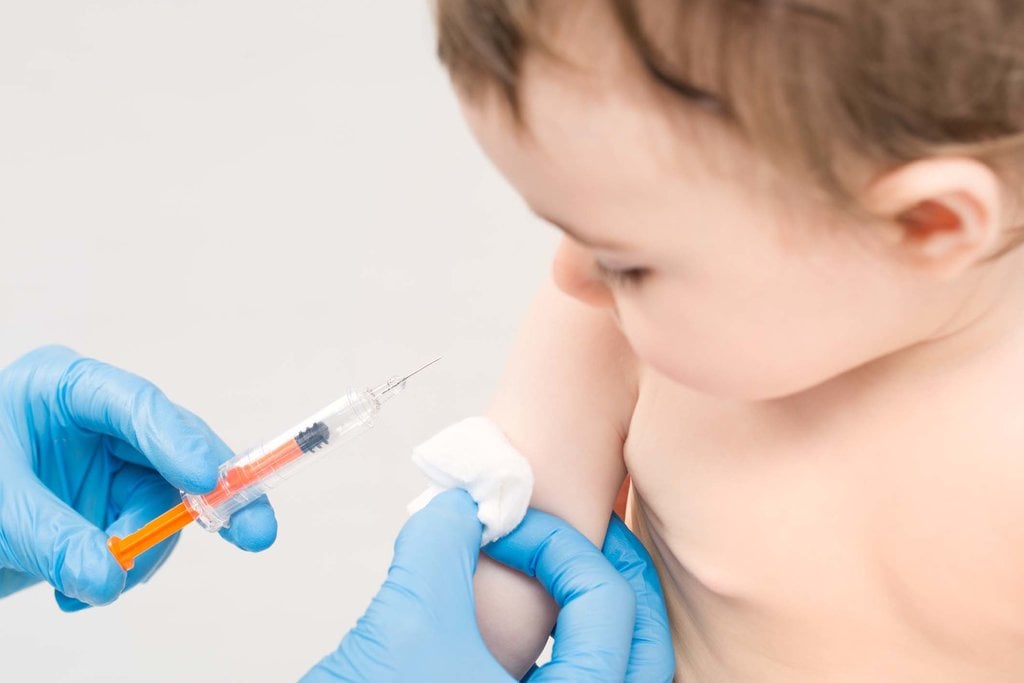 Ini Daftar Bahan yang Terkandung di Dalam Vaksin (Benarkah Ada Merkuri?)
