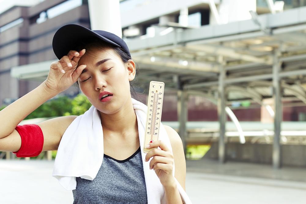 Bahaya Olahraga di Siang Hari Saat Panas Terik Matahari