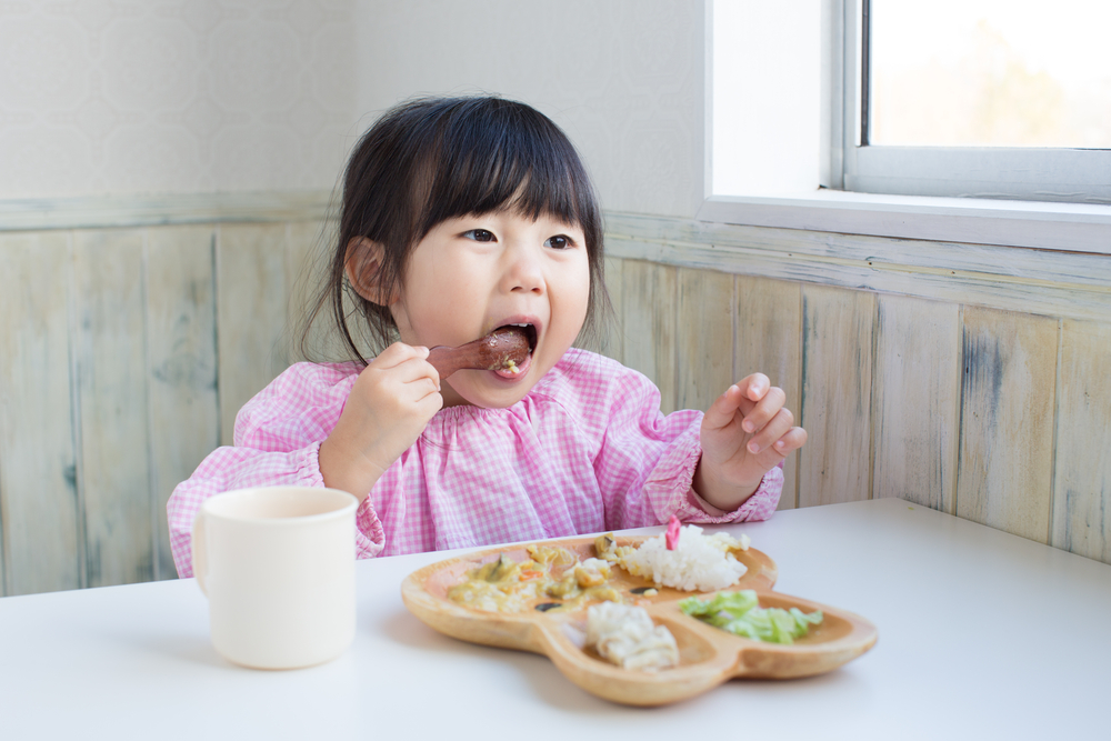 Sebaiknya Anak Makan Berapa Kali Sehari? Ini Jawaban dari Para Ahli