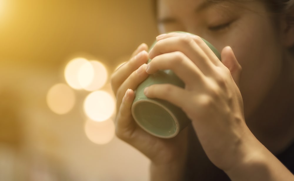 Ini Bahayanya Langsung Ngopi Setelah Minum Obat