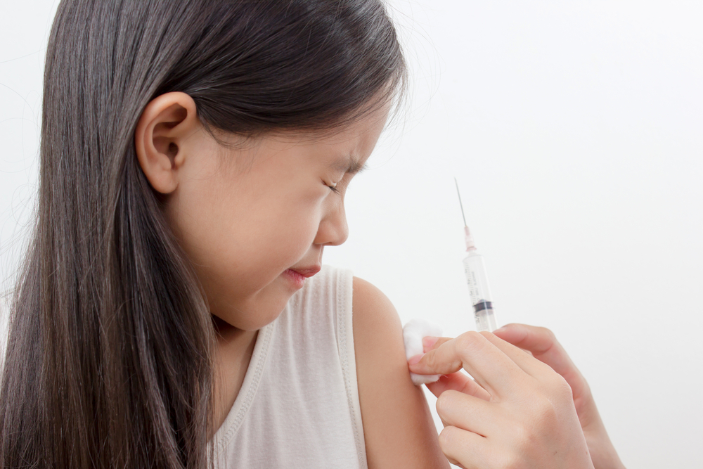 Membongkar Mitos di Balik Bahaya Efek Samping Vaksin Rubella (Vaksin MR)