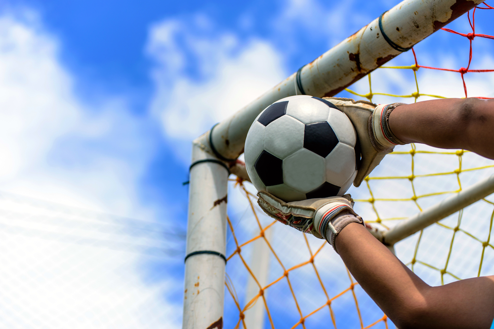 6 Teknik Dasar Kiper Futsal dan Metode Latihan untuk Menguasainya