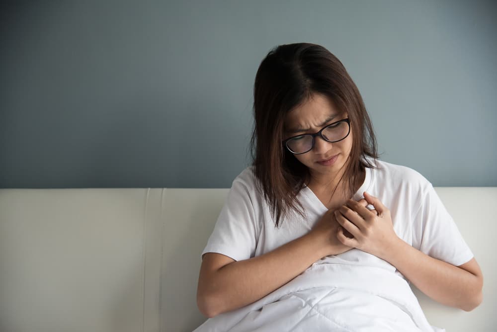 Penyebab Jantung Berdebar Kencang Saat Bangun Tidur