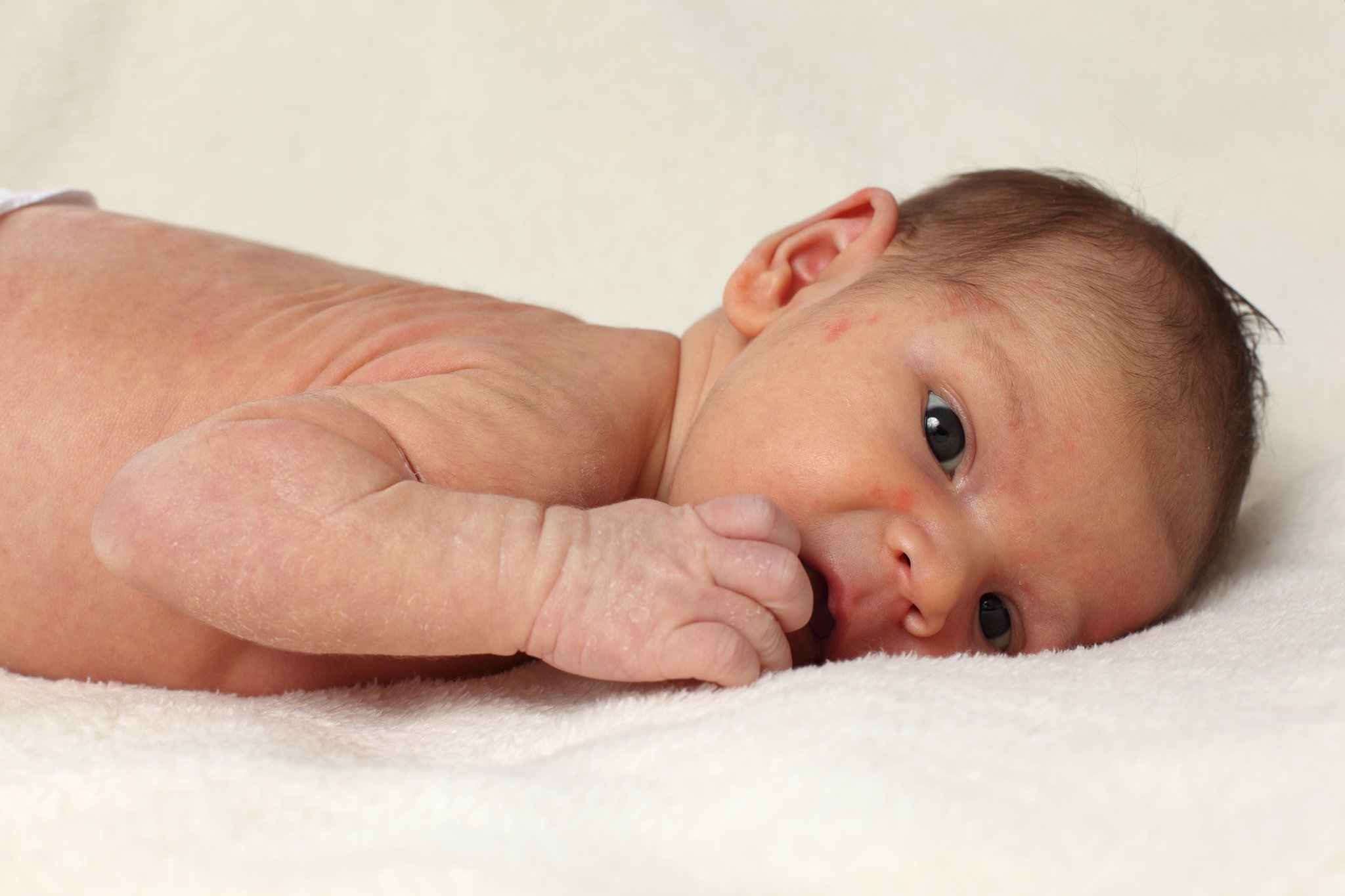 Pantangan Makanan Ibu Menyusui Bayi Baru Lahir