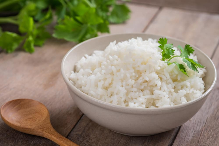 makan nasi putih