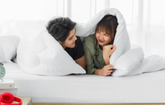 10 Perilaku yang Sering Dikira Menyebabkan Hamil - Hello Sehat