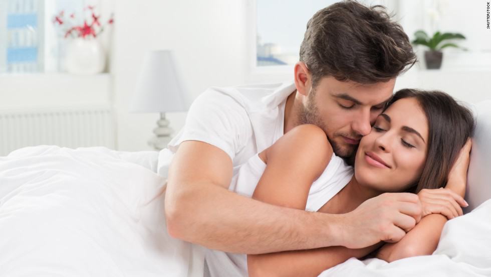 Ingin Istri Puas Saat Malam Pertama? Ini 5 Hal yang Harus Disiapkan Calon Suami