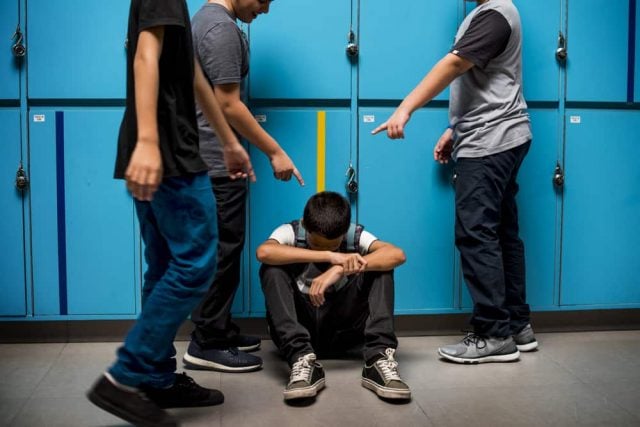 Kenali 8 Tanda Anak Anda Menjadi Korban Bullying di Sekolah